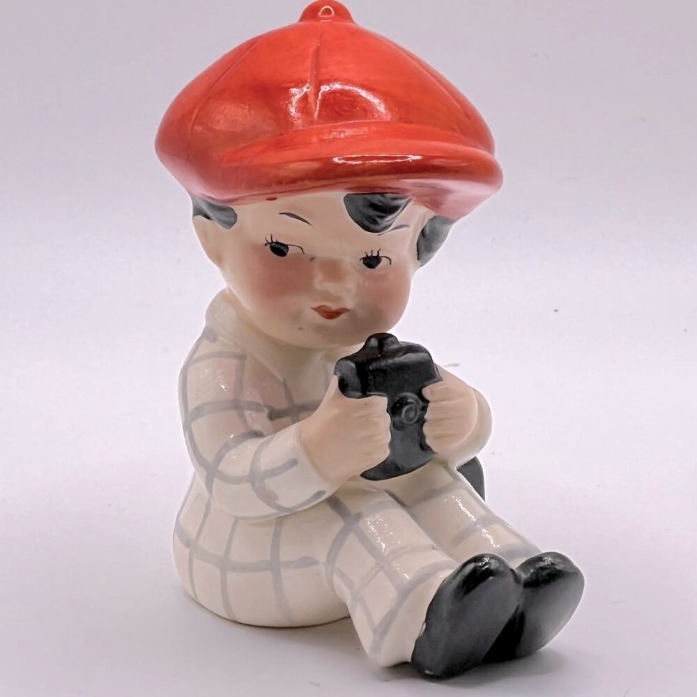 Vintage Goebel porcelain child photo camera figurine, rare find Germany 1940s.